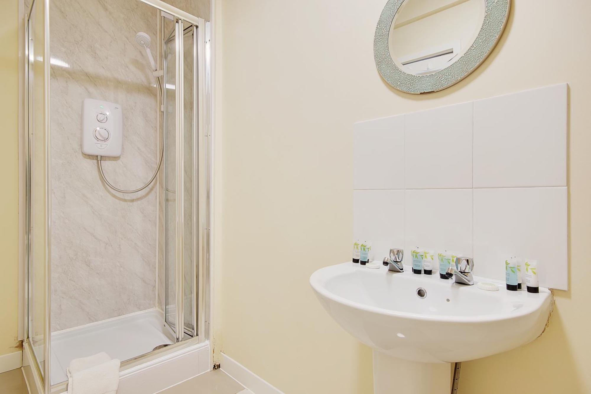 Serenity Hotel بورنماوث المظهر الخارجي الصورة